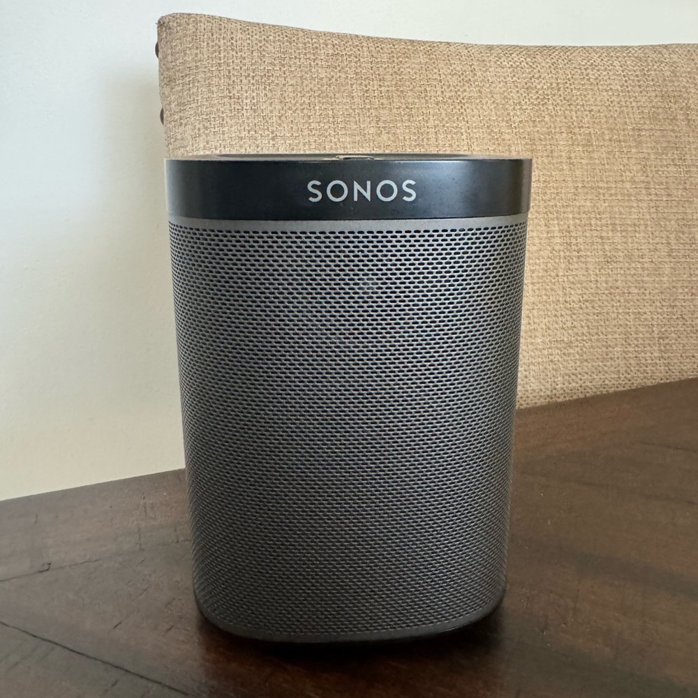 Sonos Play 1 Gray Portable Speaker
